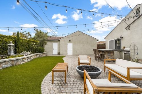 1932 Montair Ave, Long Beach CA  90815-3011 exterior