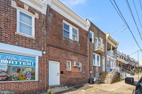 6402 Callowhill St, Philadelphia PA 19151-4009 exterior