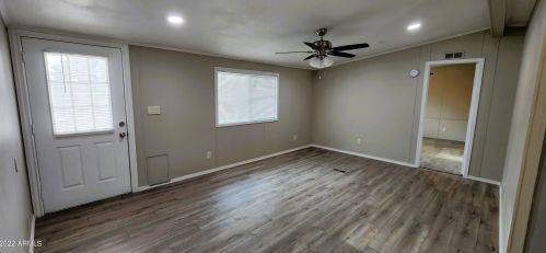 7702 Holmes Ave, Mesa, AZ 85209-3448
