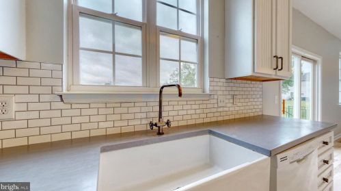 5 Waterford Ln, Selbyville DE  19975-9121 exterior