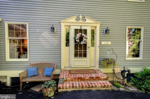 115 Edgehill Dr, Locust Grove, VA 22508-5364