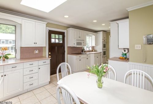 1902 Grandview Ave, Westfield, NJ 07090-1729