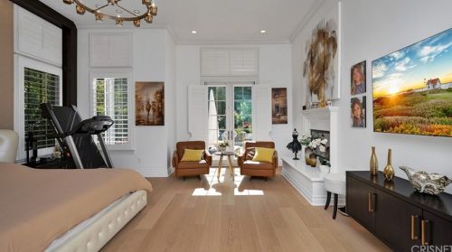 3825 Prado Del Trigo, Calabasas CA  91302-3638 exterior