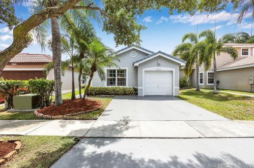 2638 177th Ave, Hollywood, FL 33029-5139