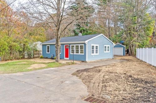 3 Cindy Ln, Bethel, CT 06801-1502