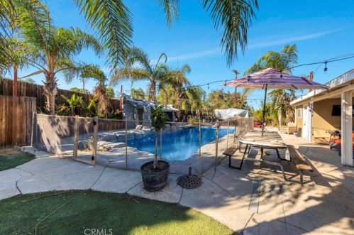 18495 Darin Dr, Perris CA  92570-9187 exterior
