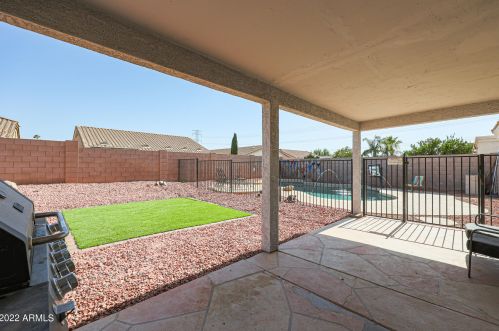11165 Ashley Chantil Dr, Sun City AZ  85378-6905 exterior