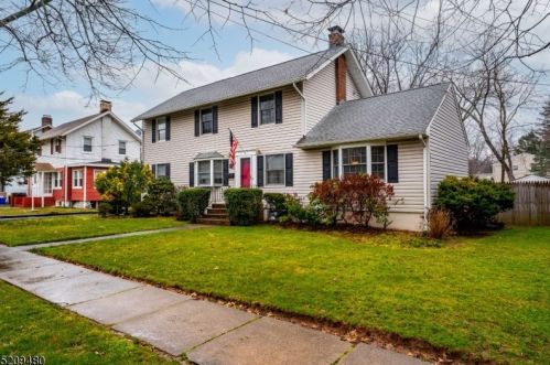 1163 Mooney Pl, Rahway, NJ 07065-2737
