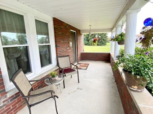 106 Scott St, New Castle PA  16101-3325 exterior