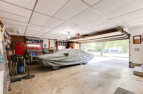 1716 Harrison Ct, Waterford MN  55057-3004 exterior