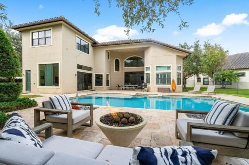 8933 Sydney Harbor Cir, Delray Beach, FL 33446-9660