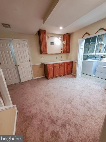 12 Heritage Dr, Dover DE  19904-6519 exterior