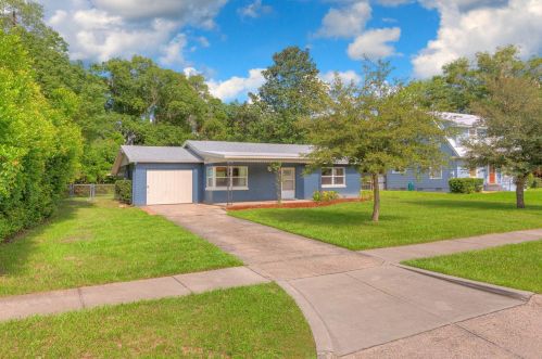 244 Stone St, Deland, FL 32720-4010