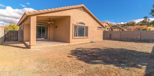 60387 Loose Reins Pl, Tucson AZ 85739-5903 exterior