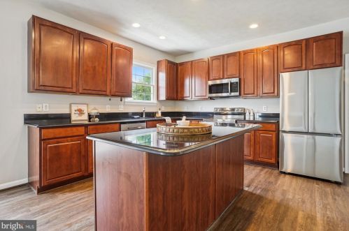 10204 Napoleon St, Fredericksburg VA  22408-8060 exterior