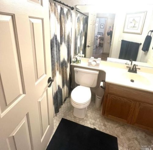 7 Rolling Place Ct, Rio Vista CA  94571-1445 exterior