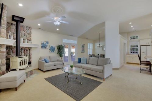 125 Scotia Pne Cir, Grass Valley CA  95945-5418 exterior