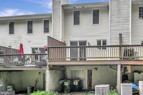 4753 Weatherhill Dr, Wilmington DE  19808-1939 exterior