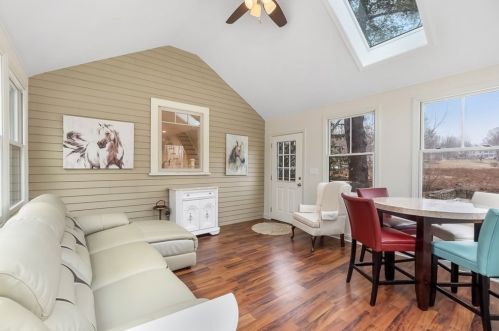 37 Main St, Petersham MA 01366-9502 exterior