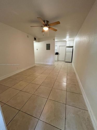 3260 19th Ave, Hollywood, FL 33022-1057