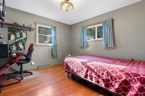 5050 20th St, Milwaukee WI 53233-2506 exterior