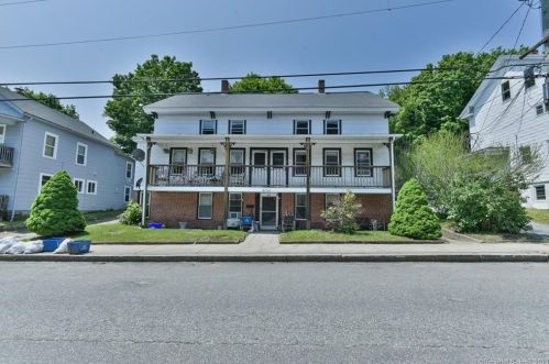 26 Marshall St, Putnam CT  06260-1404 exterior