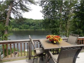 2245 Connecticut Riv, Weathersfield VT  05156-9122 exterior