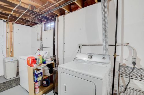 2506 Westbrook Ln, Madison WI  53711-4169 exterior