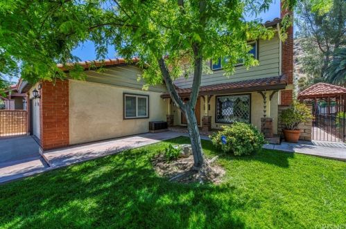 28980 Gladiolus Dr, Santa Clarita, CA 91387-1826