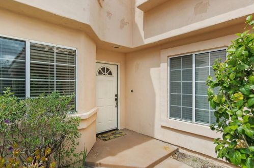 25715 Elliot Ct, Santa Clarita, CA 91381-1262