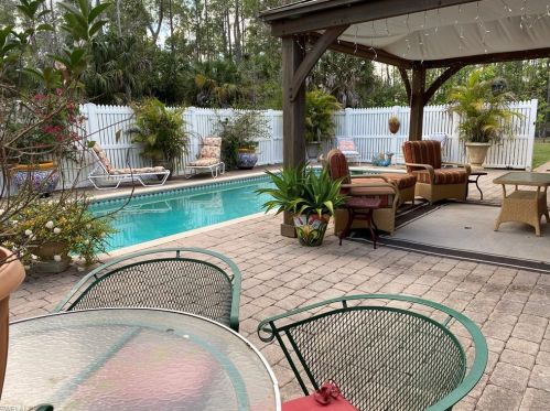 4241 5th Ave, Naples, FL 34119-1507