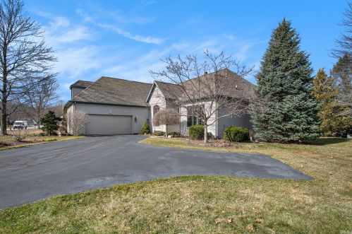 1540 Lake George Dr, Mishawaka IN  46545-4065 exterior
