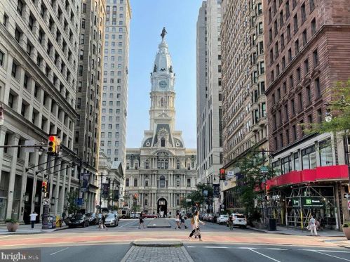 2208 Broad St, Philadelphia, PA 19132-4501
