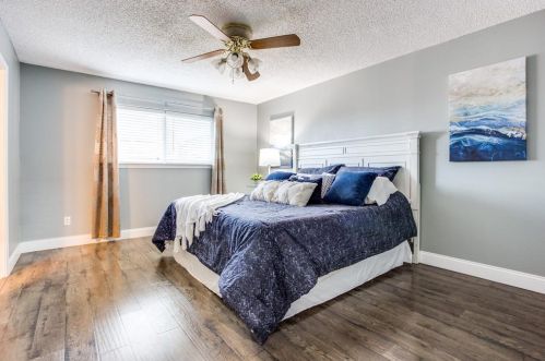 2131 Blossom Ln, Richardson TX  75081-4703 exterior