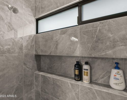 6846 13th Pl, Phoenix AZ  85014-1120 exterior