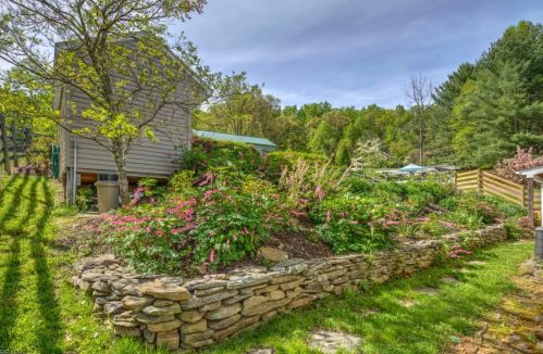 30 Fox Chase Rd, Chester NJ  07930-2915 exterior