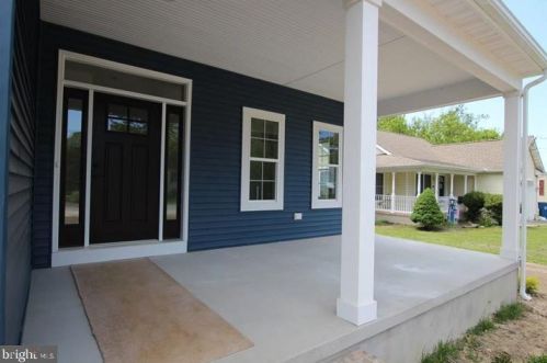 606 Bennett St, Milton, DE 19968-1004