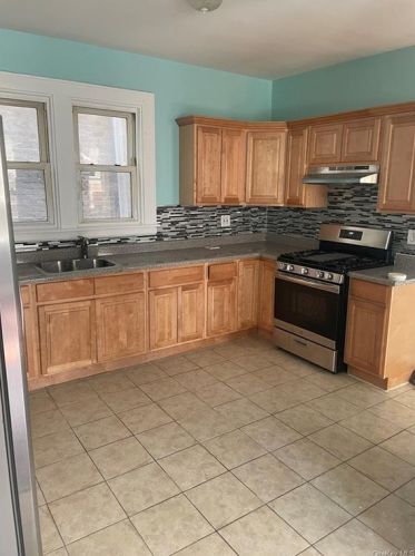 4449 Matilda Ave, Bronx, NY 10470-1502