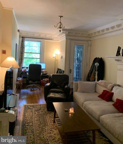 4640 Hazel Ave, Philadelphia PA  19143-2104 exterior