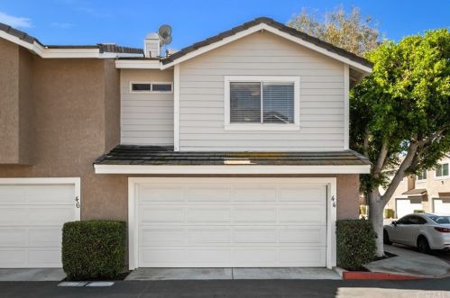 44 Christamon, Irvine CA  92620-1829 exterior
