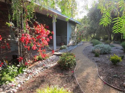 1220 Linda Ln, Fullerton CA  exterior