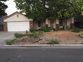 2471 Judy Ave, Fresno, CA 93727-6418