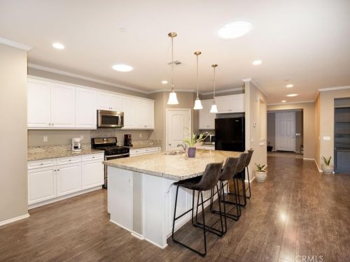 29586 Rawlings Way, Lake Elsinore CA  92530-4684 exterior