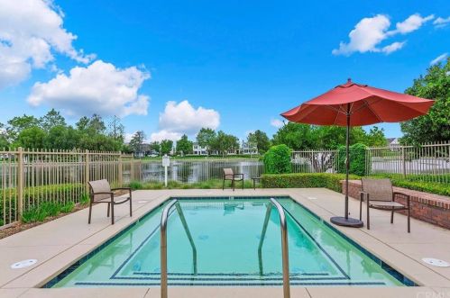 27404 Lock Haven Ct, Temecula CA  92591-4423 exterior