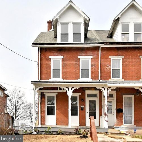 323 Chestnut St, Limerick, PA 19468-1915