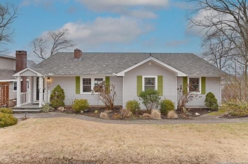 16 Cornwell Ter, East Hampton, CT 06424-1402
