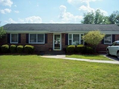 1404 Harrison St, Floyd Dale, SC 29536-3734