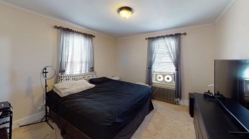 8 6 St, Nashua NH  exterior