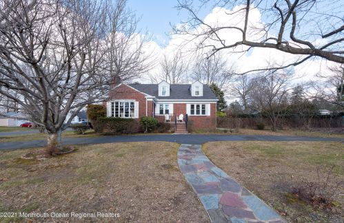 275 Broad St, Tinton Falls, NJ 07701-2009