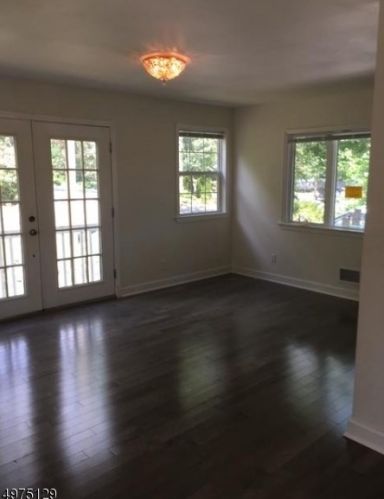 88 Shore Rd, Parsippany NJ  07834-1152 exterior